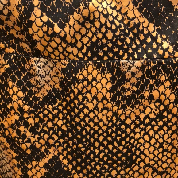 Julie Dorst snakeskin print skirt - Picture 3 of 4